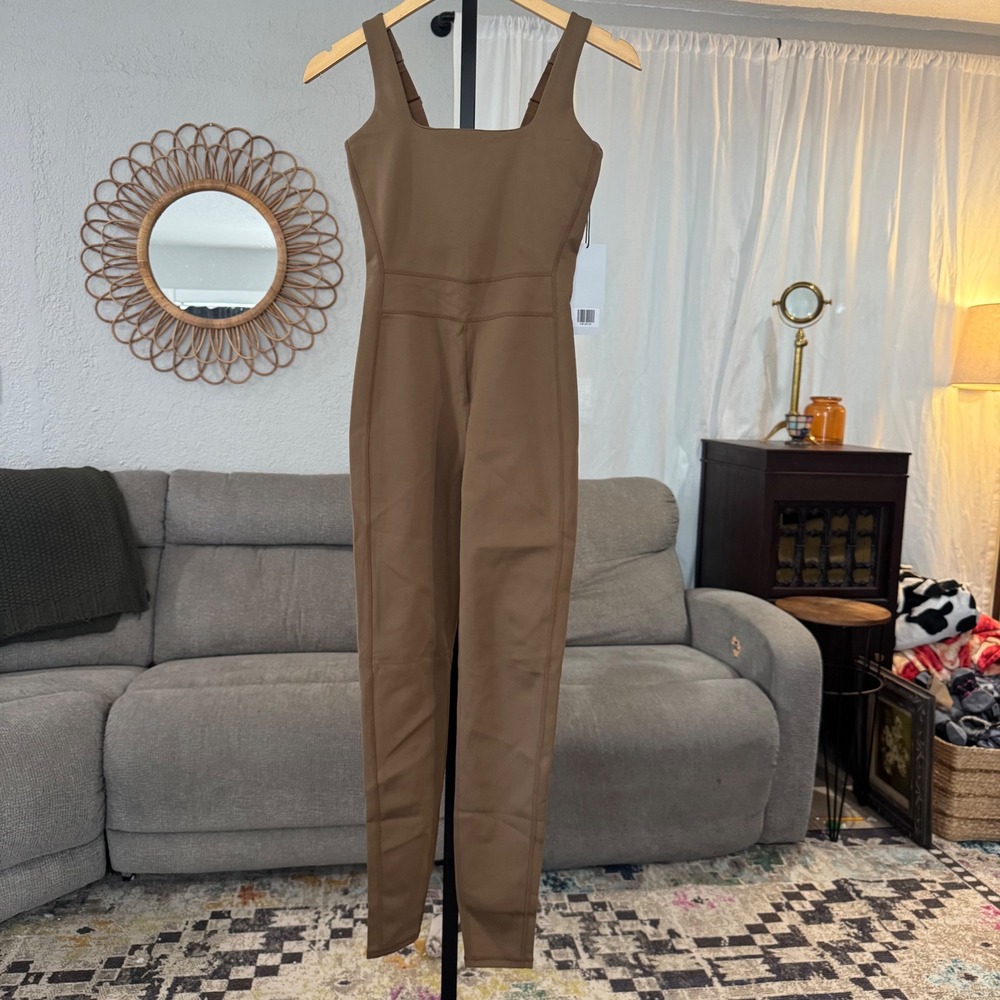 Girlfriend Collective NWT Unitard Small Compressive Brown Jumpsuit Adjustable